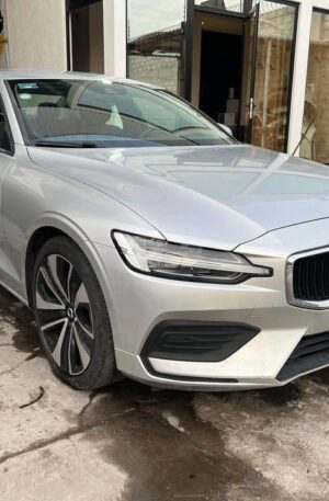 Volvo S60 2022