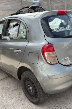 Nissan March 2012