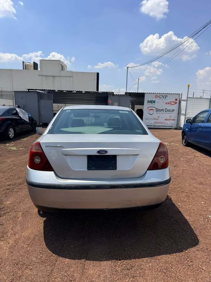 Ford Mondeo 2002 - Imagen 5