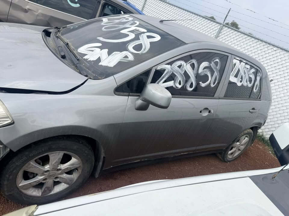 Nissan Tiida 2015 - Imagen 3