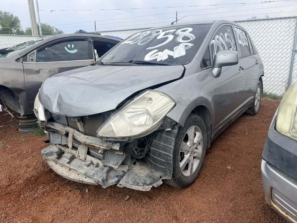 Nissan Tiida 2015 - Imagen 5
