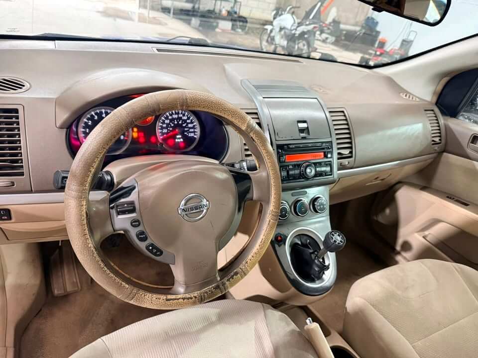 Nissan Sentra 2011 - Imagen 9