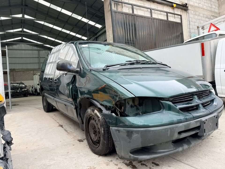 Dodge Caravan 1999 - Imagen 3