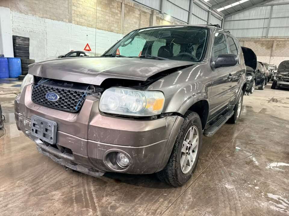 Ford Escape 2005 - Imagen 2